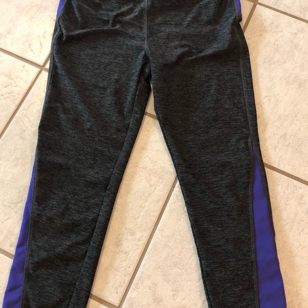 Yoga pants, grey with purple